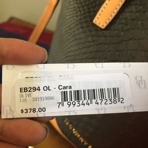 Dooney&Bourke Handbag ( Cara)